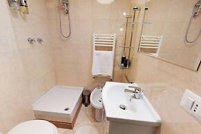 Fashion District Apartment