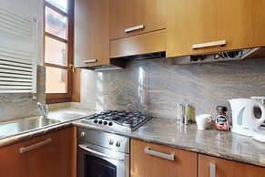 Fashion District Apartment