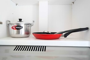 Modern Studio Bassura City Apartment