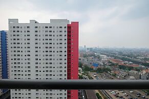 Comfy Studio Apartment @ Green Pramuka City
