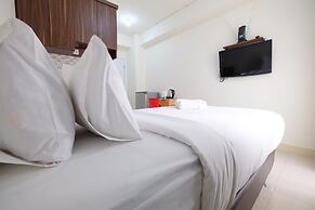 Comfy Studio Apartment @ Green Pramuka City