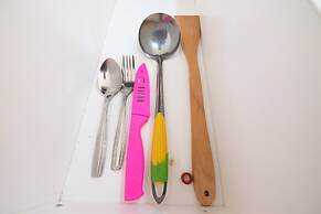 Comfy Studio Apartment @ Green Pramuka City