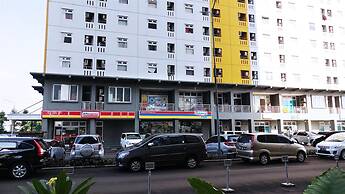 Comfy Studio Apartment @ Green Pramuka City