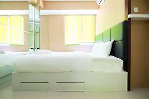 Luxurious Bassura City Apartment with Mall Access