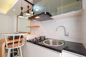 Compact Bassura City Apartment near Jatinegara