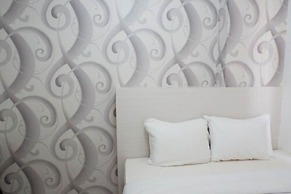 Exquisite Bassura City Apartment near Shopping Mall