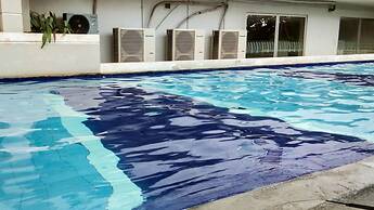 Exquisite Bassura City Apartment near Shopping Mall