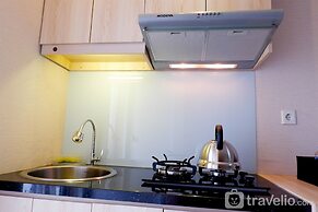 Cozy Studio at Bassura Apartment near to Bassura Mall