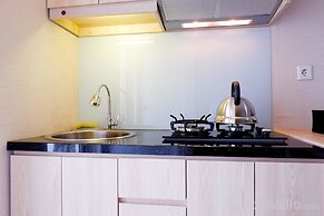 Cozy Studio at Bassura Apartment near to Bassura Mall