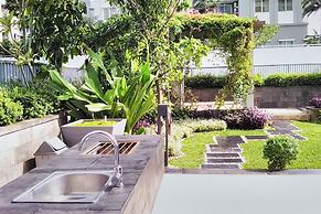 Tidy Studio Apartment @ Thamrin Executive Residence near Mall Grand In