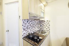 Clean And Tidy Green Pramuka Apartement