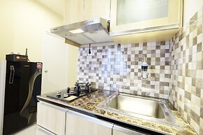 Clean And Tidy Green Pramuka Apartement