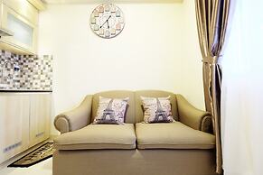 Clean And Tidy Green Pramuka Apartement