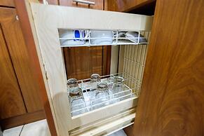 Simply Spacious Studio Room at City Home Apartment near Kelapa Gading