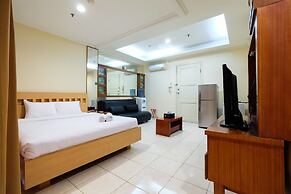 Simply Spacious Studio Room at City Home Apartment near Kelapa Gading
