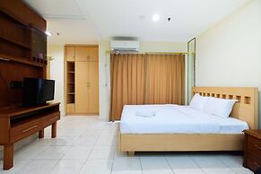 Simply Spacious Studio Room at City Home Apartment near Kelapa Gading
