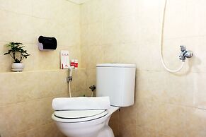 Cozy Green Park View Daan Mogot Apartment