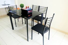 Cozy Green Park View Daan Mogot Apartment