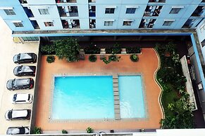 Cozy Green Park View Daan Mogot Apartment