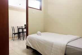 Cozy Green Park View Daan Mogot Apartment