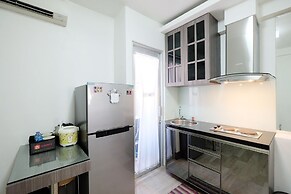 Spacious Apartment at Green Bay Pluit