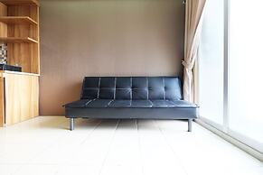 Minimalist Serpong Greenview Apartment