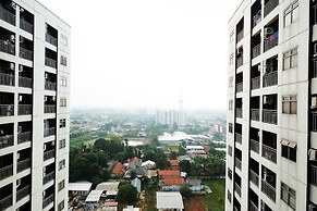 Minimalist Serpong Greenview Apartment