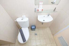 Minimalist Serpong Greenview Apartment