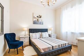 Luxury 3 Bedrooms Near Duomo