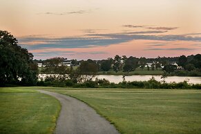 Ball House and Cottages