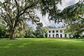 Ball House and Cottages