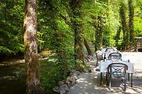Hostellerie du Moulin des Ruats