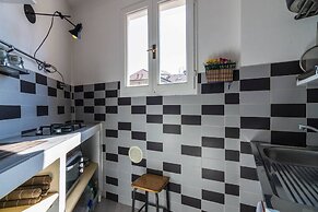 Sweet Home in Center