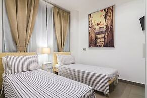 Luxury 5 Bedrooms In The Heart of Milan