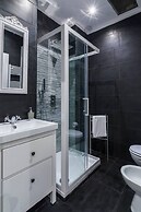 Luxury 5 Bedrooms In The Heart of Milan