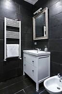 Luxury 5 Bedrooms In The Heart of Milan