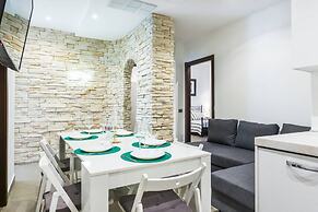 Luxury 5 Bedrooms In The Heart of Milan