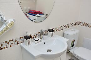 Domashny Uyut  na Shchorsa