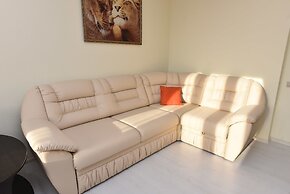 Domashny Uyut  na Shchorsa