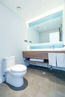 Holiday Inn Express Harbin Qunli by IHG