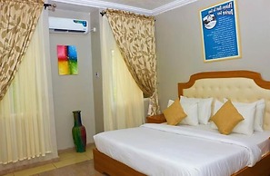 Jacaranda Suites