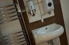 Birchwood Guest Lodge