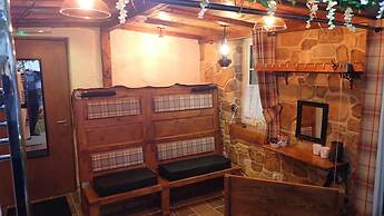 Birchwood Guest Lodge