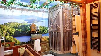 Birchwood Guest Lodge