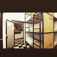 Hostel la Antigua Capsula