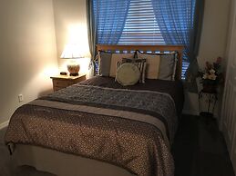 4BR 3BA Home in Emerald Island Resort by CV-8540