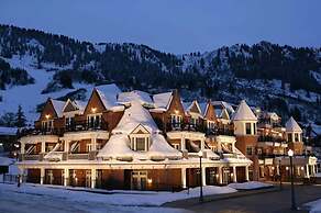Aspen Mountain Residences, Formerly Grand Hyatt, 2 Bedroom Residence