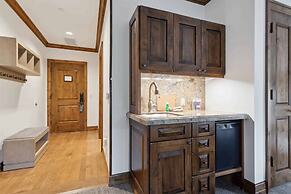 Aspen Mountain Residences 2 Bedroom Luxury Residence Club Condo