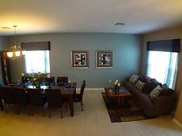 6BR 4BA Home in Windsor Hills by CV-2601