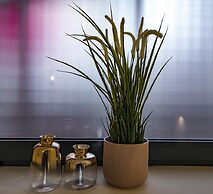 Design Central Apartment